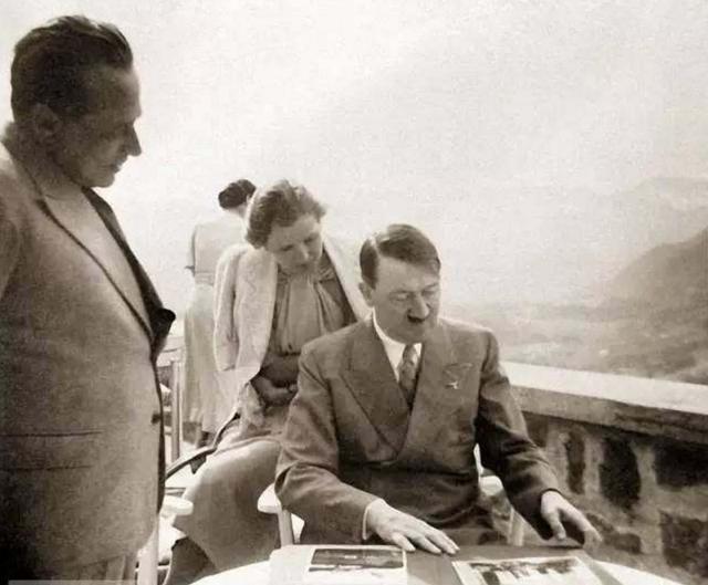 希特勒生命中最后的女人：陪伴13年，待她如妻子，终一起自杀