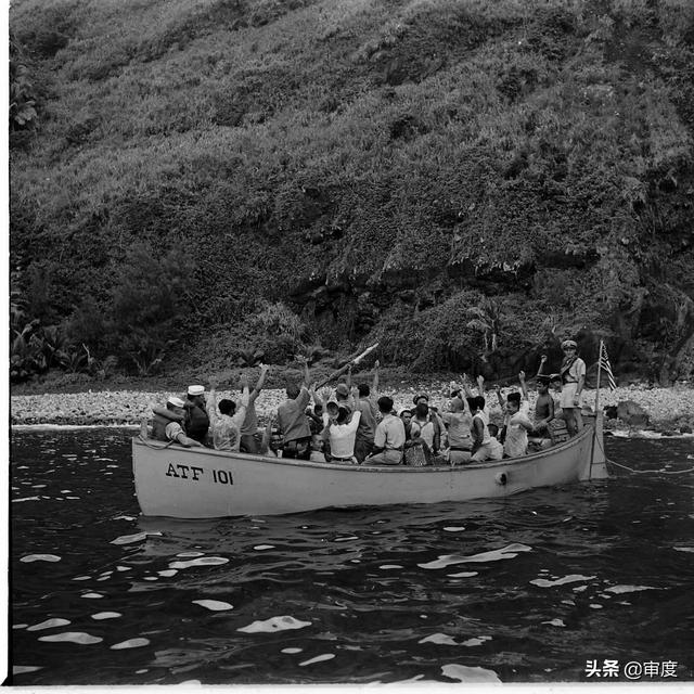 32个日本男人与一女共处荒岛，6年里上演了一出荒谬的狗血剧