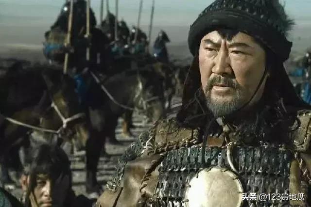 历史上的蒙古国是怎样一种存在？他统治过中国吗？